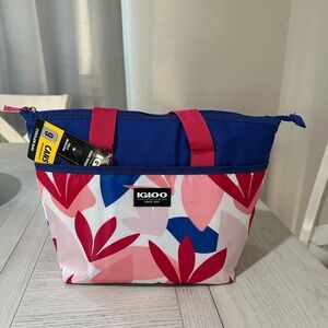 Igloo Pink and Blue Color Block Tote Bag